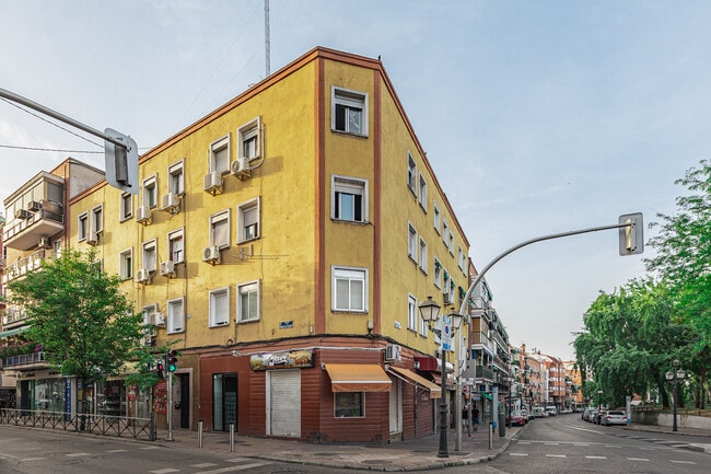 Más detalles para Avenida Rafaela Ibarra, 1, Madrid - Edificio residencial​ en venta