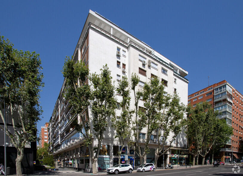 Calle Del Profesor Waksman, 10-16, Madrid, Madrid en alquiler - Foto del edificio - Imagen 2 de 2