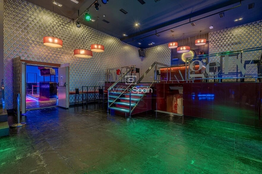 Local en Villa del Prado, Madrid en venta - Foto del interior - Imagen 2 de 35