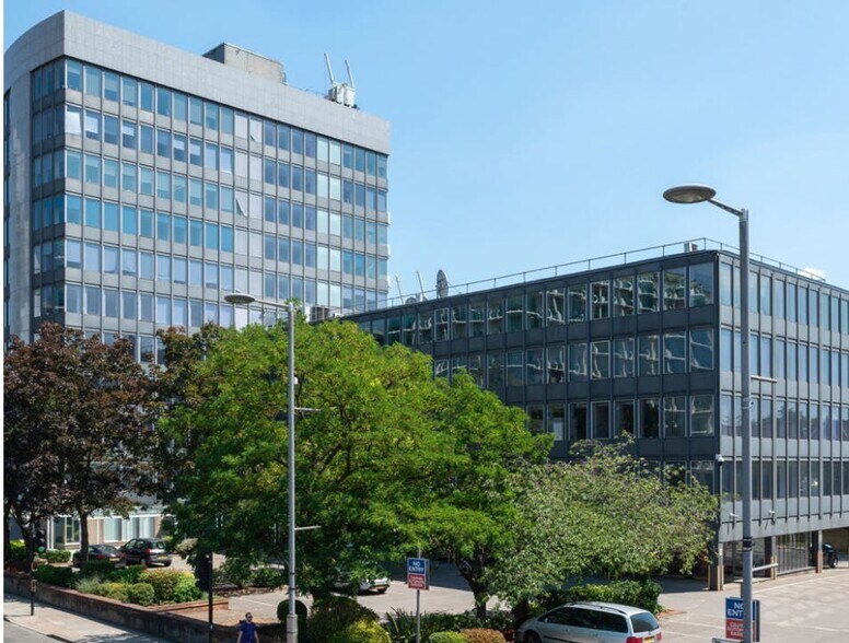 97-109 Uxbridge Rd, London en alquiler - Foto del edificio - Imagen 1 de 5