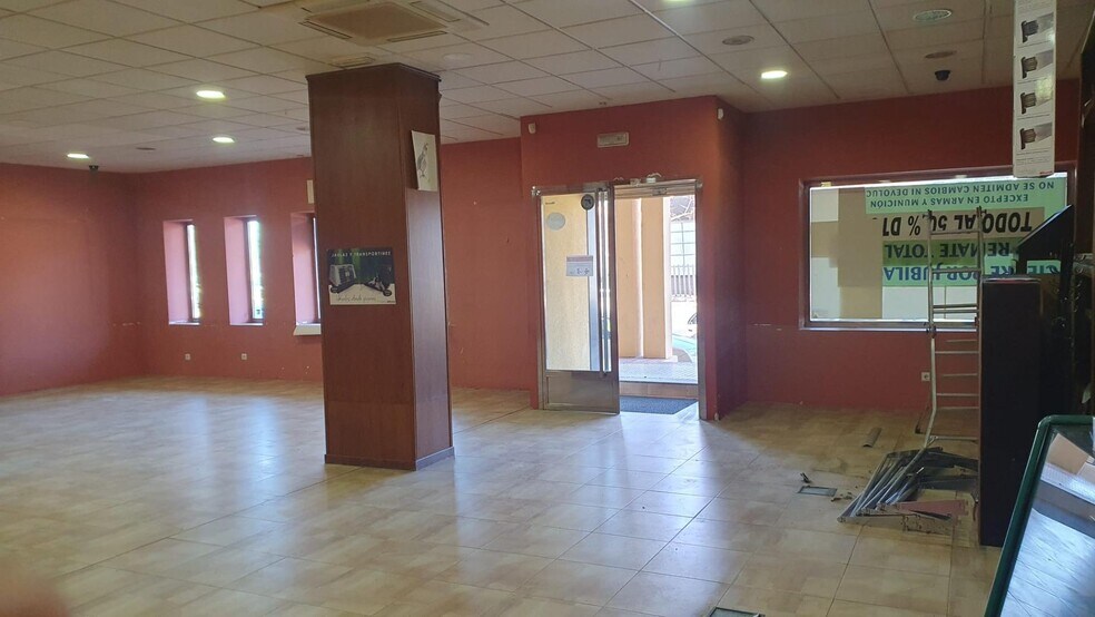 Local en Cáceres, Cáceres en venta - Foto del edificio - Imagen 3 de 6