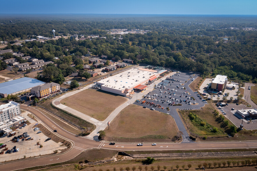 5000 Hampstead Blvd, Clinton, MS en venta - Foto del edificio - Imagen 3 de 4