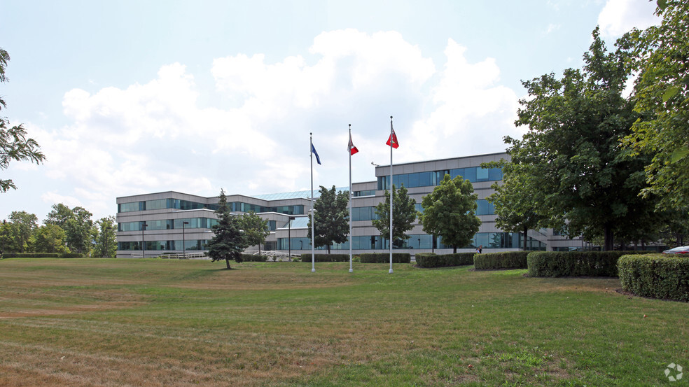 2300 Meadowvale Blvd, Mississauga, ON en alquiler - Foto del edificio - Imagen 3 de 5