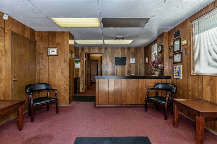 283 N Main St, Fredericktown, OH en venta - Foto del interior - Imagen 3 de 70