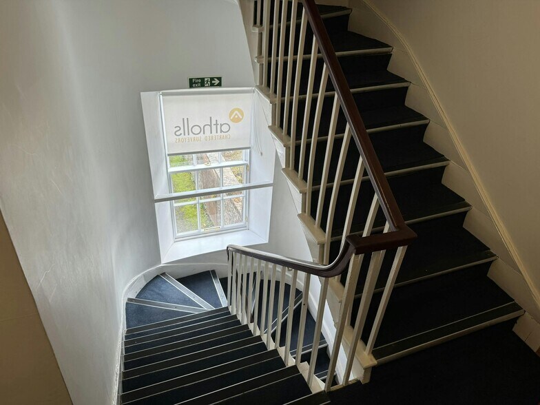 16 North Silver St, Aberdeen en venta - Foto del edificio - Imagen 3 de 8