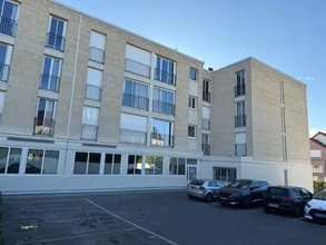 Flex en Rueil-Malmaison en alquiler Foto del edificio- Imagen 2 de 17