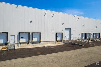 156 Av D'Iberia, Candiac, QC en alquiler Foto del edificio- Imagen 2 de 6