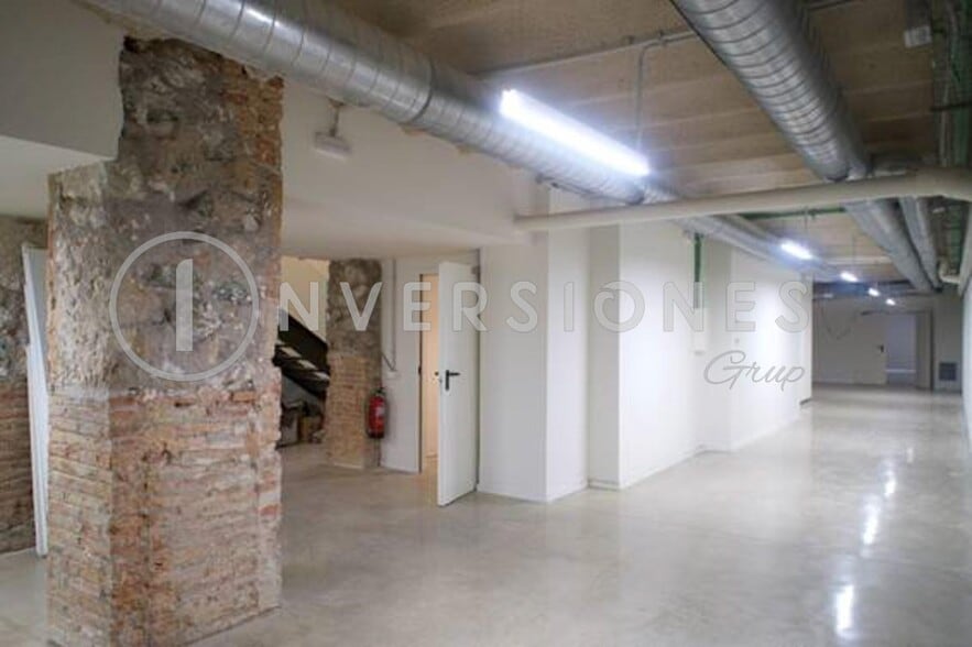 Oficina/Local en Barcelona, Barcelona en alquiler - Foto del edificio - Imagen 2 de 4