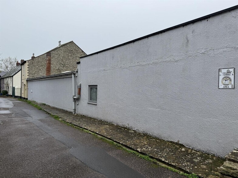 9 Castle Hl, Axminster en alquiler - Foto del edificio - Imagen 3 de 3