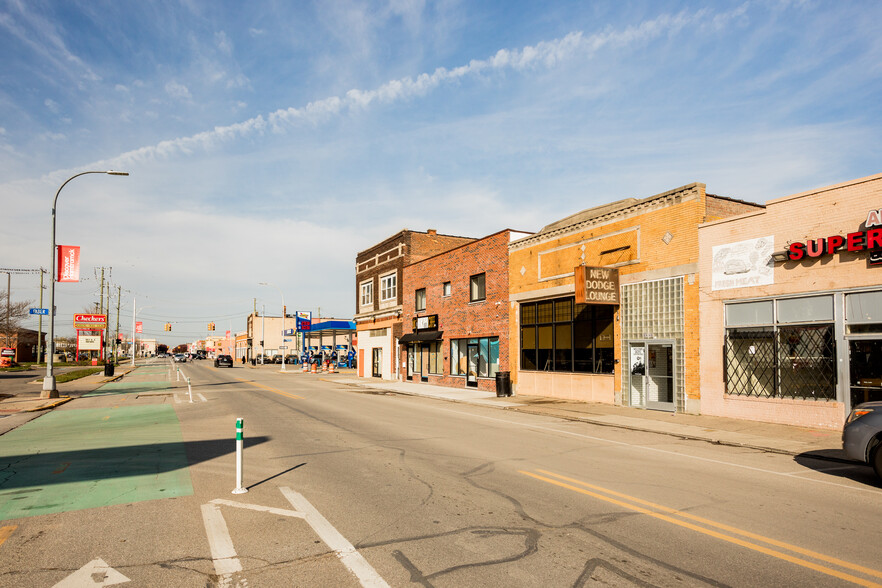 8848 Joseph Campau St, Hamtramck, MI en venta - Foto del edificio - Imagen 3 de 16