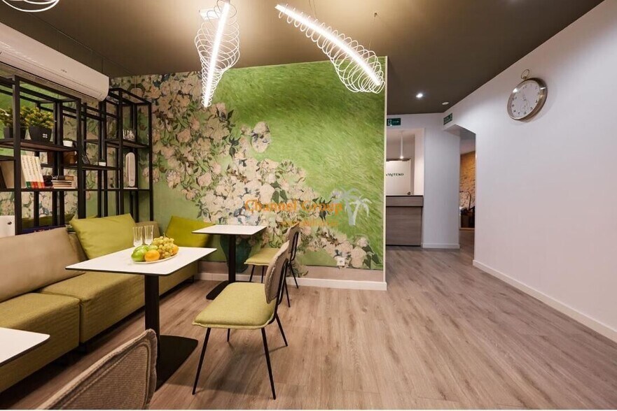 Local en Alicante en venta - Foto del edificio - Imagen 2 de 8