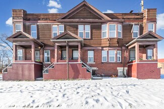 Más detalles de 3 4Plexes – Edificio residencial en venta, Detroit, MI