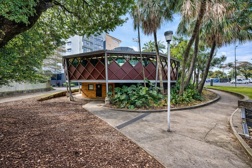 579 Coronation Dr, Toowong en alquiler - Foto del edificio - Imagen 3 de 4