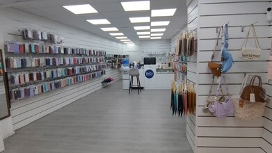 Carrer de Dante Alighieri, 111, Barcelona, Barcelona en alquiler - Vídeo de anuncio comercial 