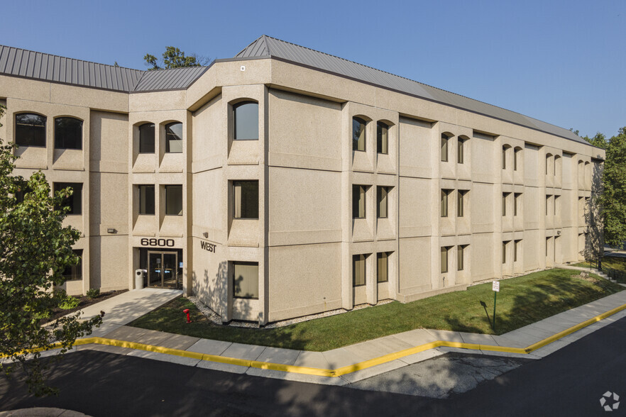 6800 Versar Ctr, Springfield, VA en venta - Foto del edificio - Imagen 2 de 25