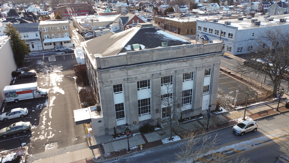 210 W Main St, Lansdale, PA en alquiler - Foto del edificio - Imagen 3 de 19