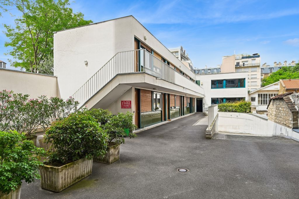 16 Rue Du Docteur Roux, Paris en venta Foto del edificio- Imagen 1 de 10