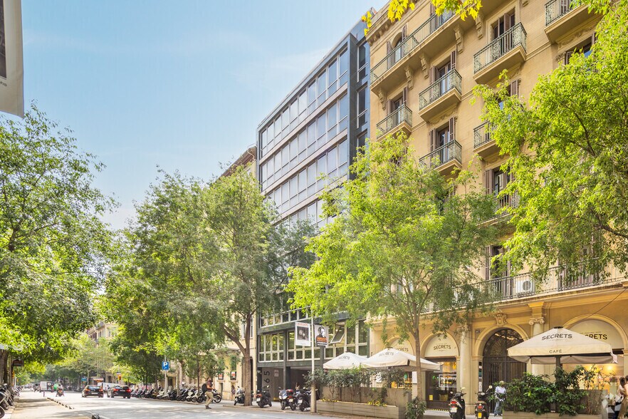 Carrer de Pau Claris, Barcelona, Barcelona en alquiler - Foto del edificio - Imagen 2 de 2