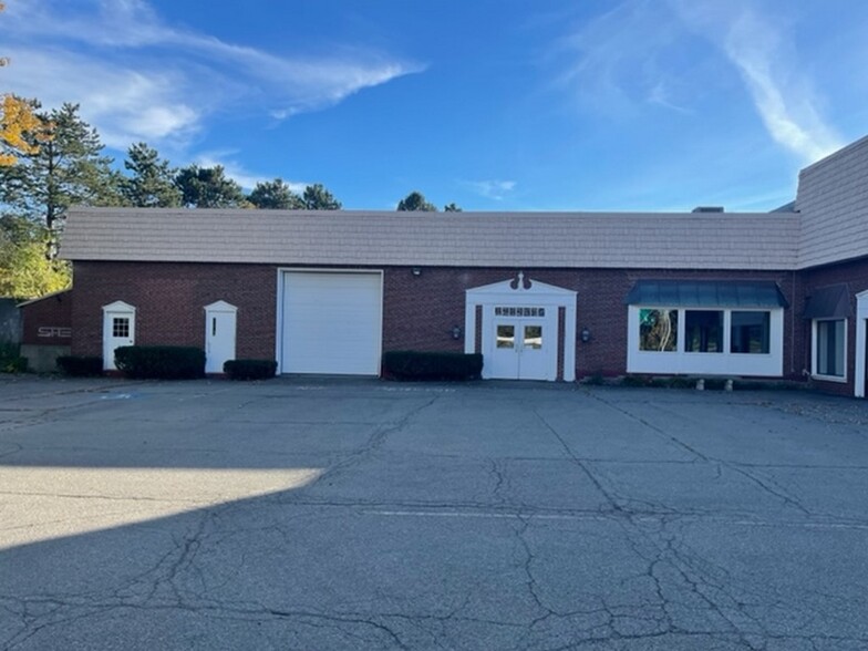 586 Main St, Bangor, ME en venta - Foto del edificio - Imagen 1 de 13