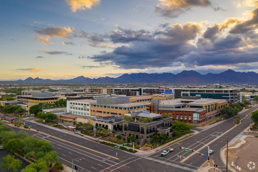 15169 N Scottsdale Rd, Scottsdale, AZ en alquiler - Foto del edificio - Imagen 3 de 3