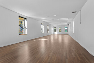 317-319 3rd Ave, Brooklyn, NY en alquiler Foto del edificio- Imagen 2 de 10