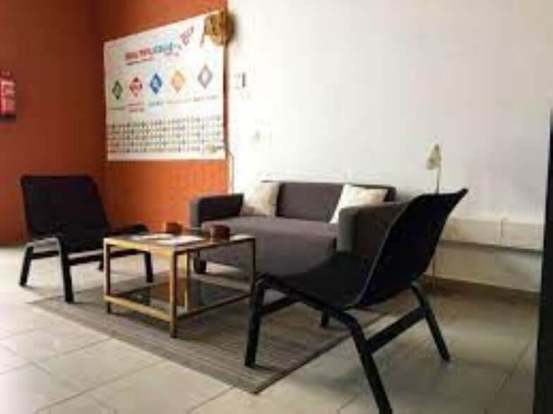 Oficina en SEVILLA en alquiler - Foto del edificio - Imagen 3 de 6