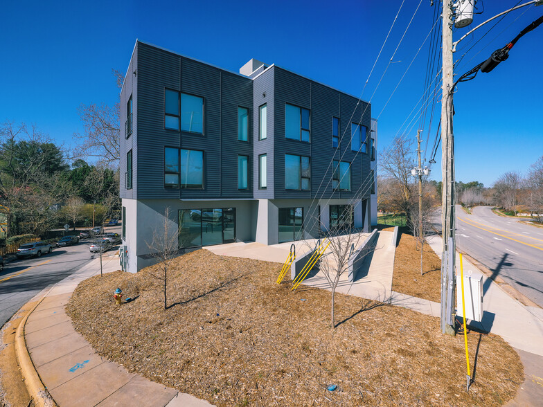 323 Broadway St, Asheville, NC en alquiler - Foto del edificio - Imagen 1 de 19