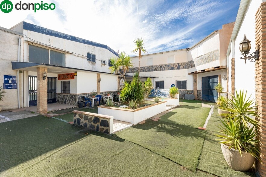 Nave en Atarfe en venta - Foto del edificio - Imagen 3 de 34