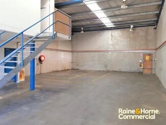 Más detalles de 29 Helles Ave, Moorebank - Nave en alquiler