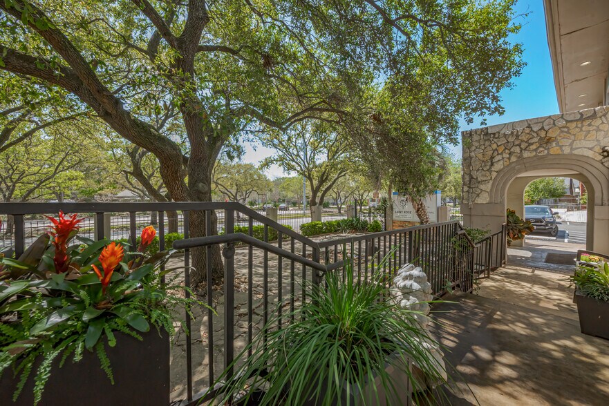 1512 W Alabama St, Houston, TX en venta - Foto del edificio - Imagen 2 de 30