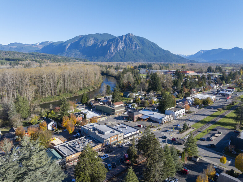 8130 Railroad Ave SE, Snoqualmie, WA en venta - Foto del edificio - Imagen 3 de 27