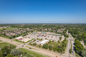 10203-10241 N Oak Tfwy, Kansas City, MO - VISTA AÉREA  vista de mapa