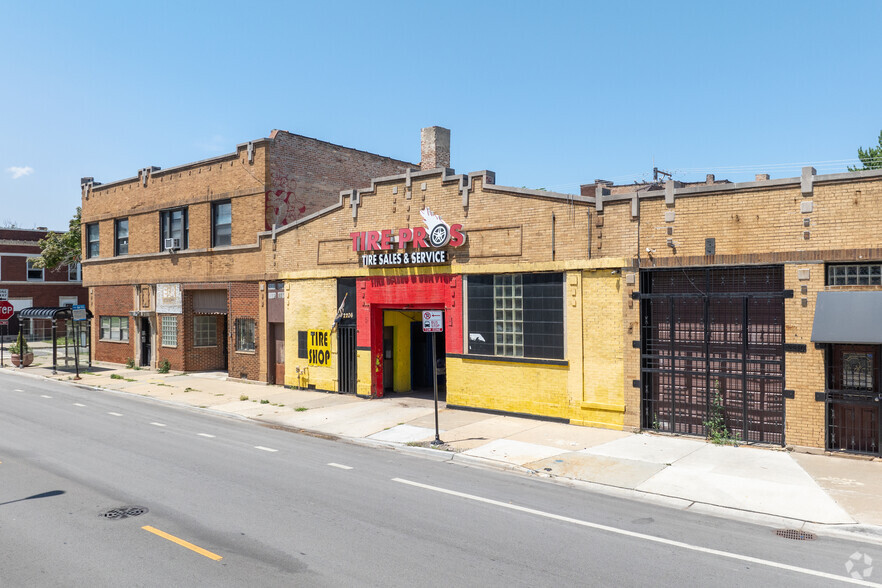 2206 E 75th St, Chicago, IL en alquiler - Foto del edificio - Imagen 3 de 16