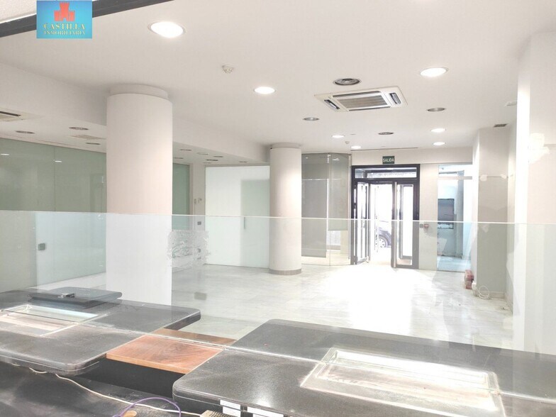 Local en Ávila, Ávila en alquiler - Foto del interior - Imagen 2 de 6