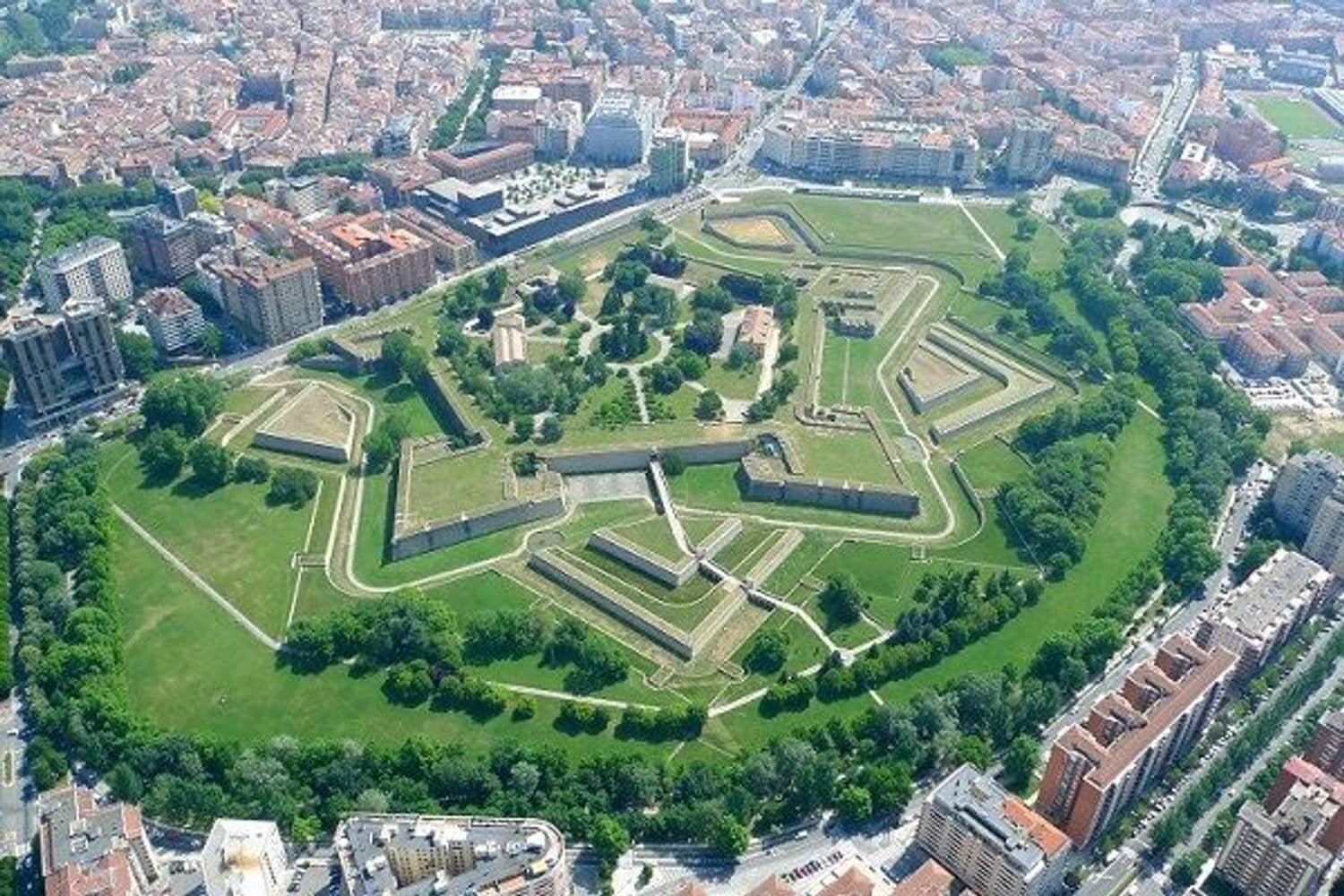 Local en Pamplona en alquiler Vista aérea- Imagen 1 de 4