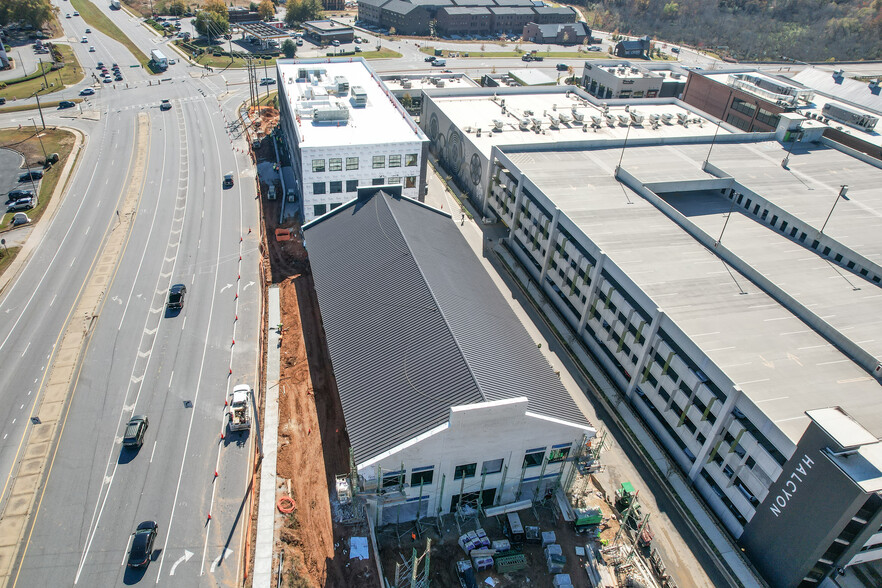 6365 Halcyon Way, Alpharetta, GA en alquiler - Foto del edificio - Imagen 2 de 4