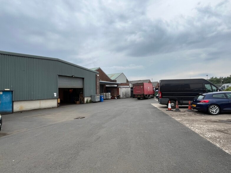 7 Kyle Rd, Irvine en alquiler - Foto del edificio - Imagen 2 de 6