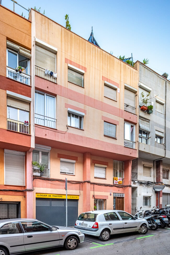Más detalles de Carrer del Beat Almató, 26, Barcelona - Edificio residencial​ en venta