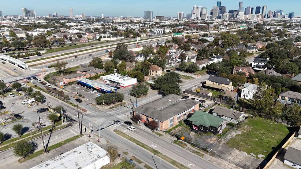 2407 Southmore Blvd, Houston, TX en venta - Foto del edificio - Imagen 1 de 4