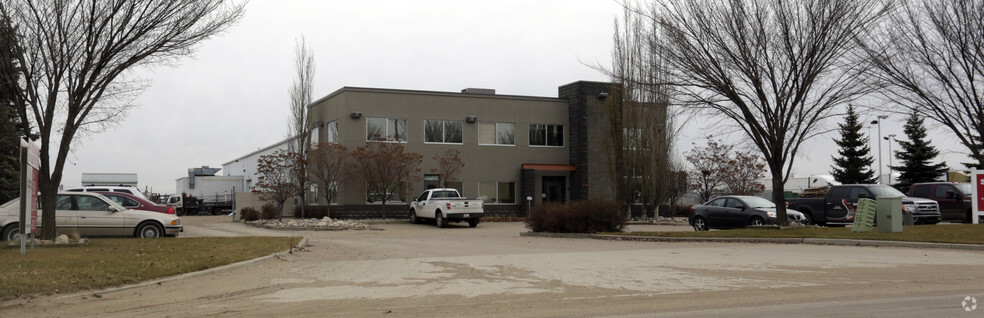 74 Liberty Rd, Sherwood Park, AB en alquiler - Foto del edificio - Imagen 3 de 8