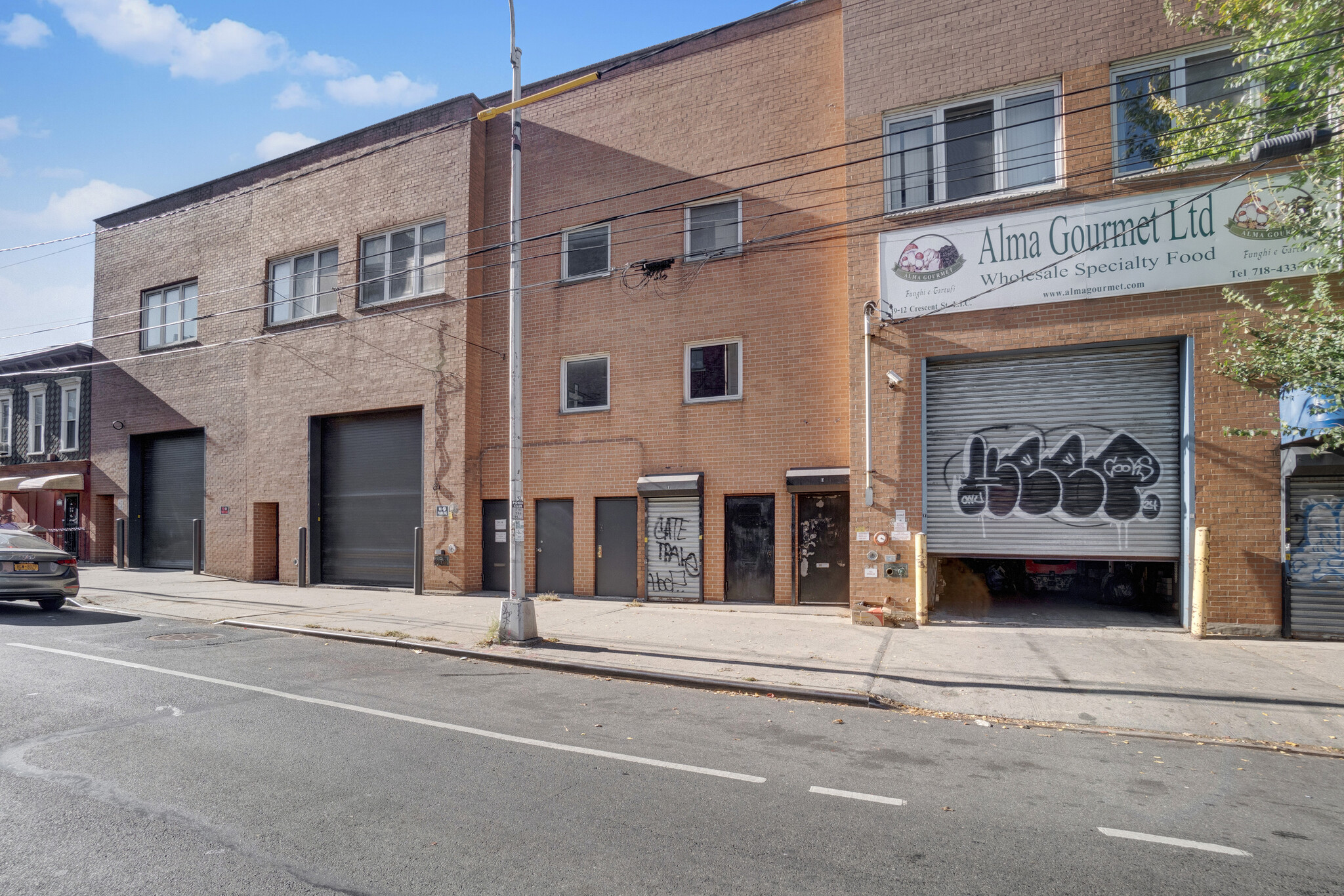 39-12-39-14 Crescent St, Long Island City, NY en alquiler Foto del edificio- Imagen 1 de 10