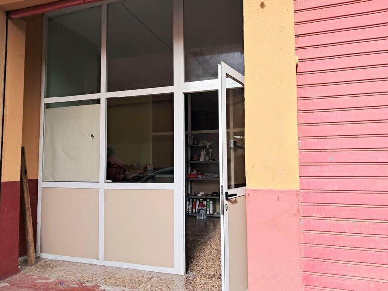 Edificio residencial en Aldaia, Valencia en venta - Foto del interior - Imagen 2 de 2