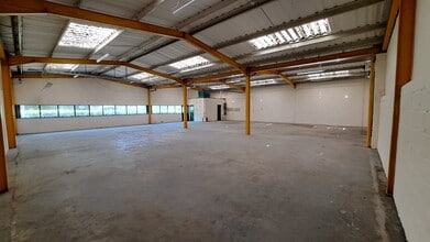 1-7 Clarke Rd, Milton Keynes en alquiler Foto del interior- Imagen 2 de 2