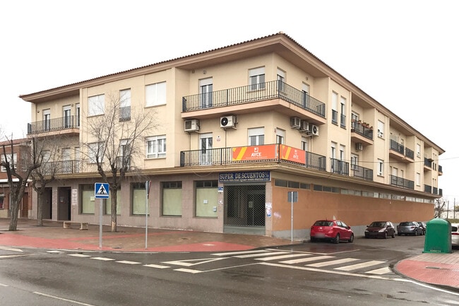Más detalles para Avenida Reyes Católicos, 13, Sonseca - Edificio Residencial​ en venta