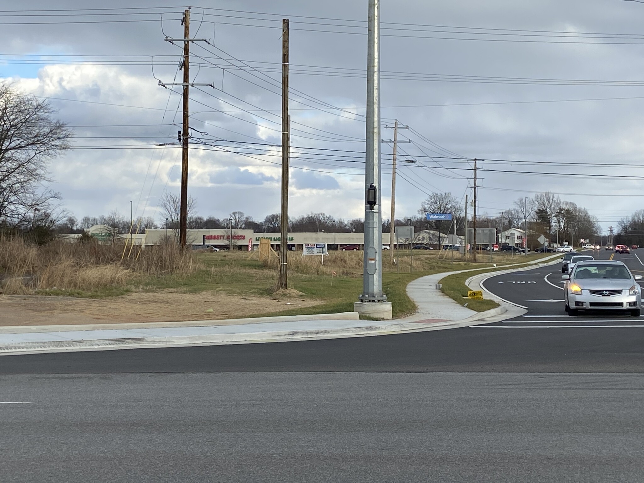 KY Hwy 911 & Thompsonville Lane, Oak Grove, KY en alquiler Foto del edificio- Imagen 1 de 2