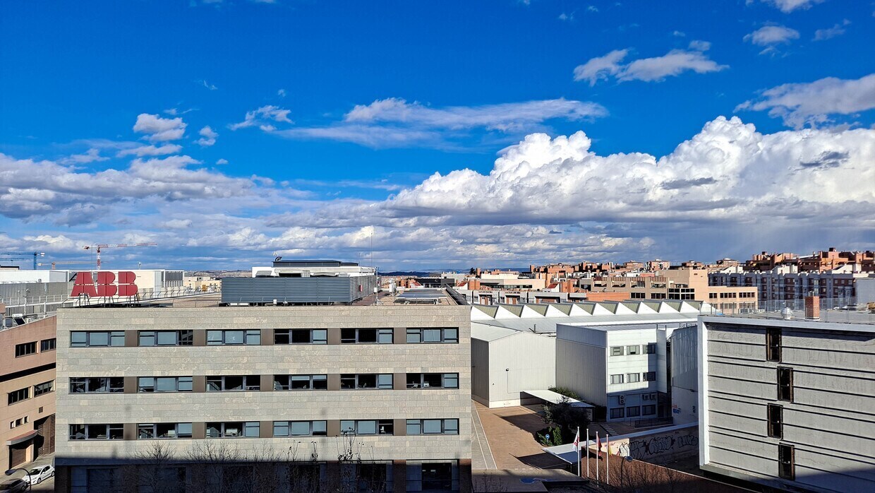 Nave en Madrid, Madrid en venta Foto del edificio- Imagen 1 de 3