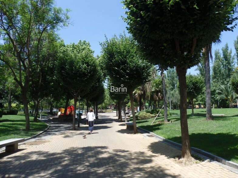 Local en Córdoba, Córdoba en venta - Foto del edificio - Imagen 3 de 7