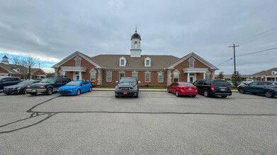 5899 Montclair Blvd, Milford, OH en alquiler Foto del edificio- Imagen 2 de 8