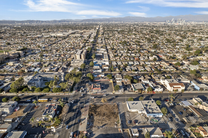 7200 S Western Ave, Los Angeles, CA en venta - Foto del edificio - Imagen 3 de 9