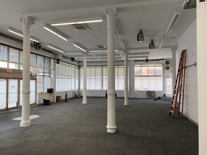 1013 Broadway, Brooklyn, NY en alquiler Foto del interior- Imagen 1 de 4